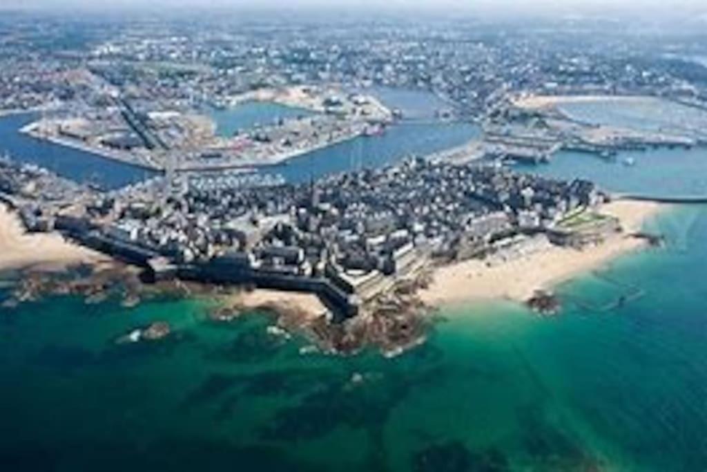 Gite Ti Mad Entre Saint-Malo Et Le Mont St Michel Bonnemain 外观 照片