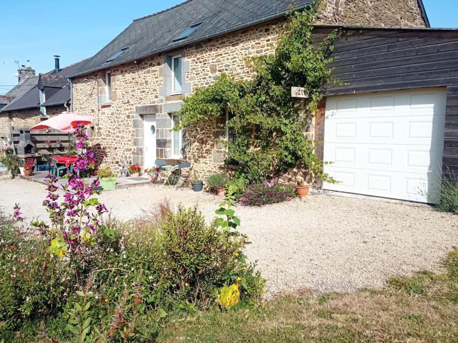 Gite Ti Mad Entre Saint-Malo Et Le Mont St Michel Bonnemain 外观 照片
